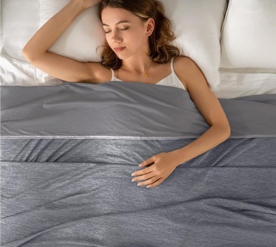 CHILLNADO COOLING BLANKET